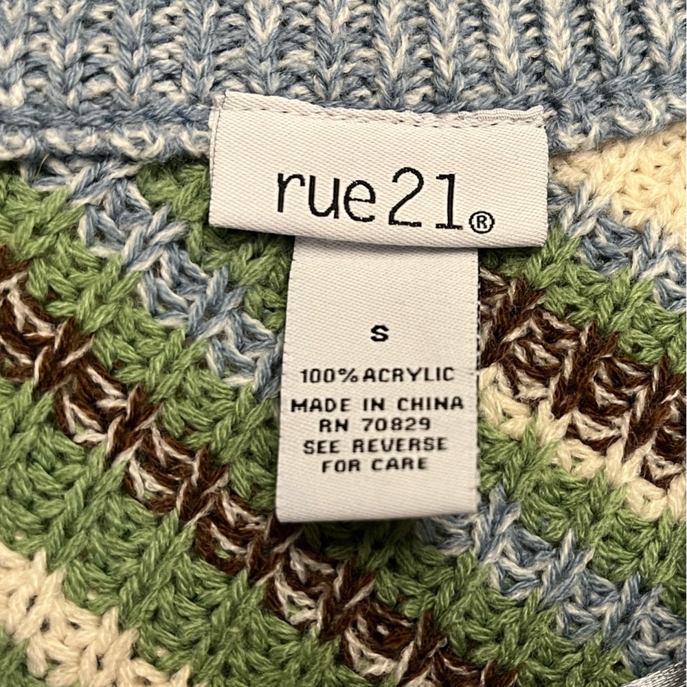 NWOT Rue21 Sweater - Picture 3 of 6